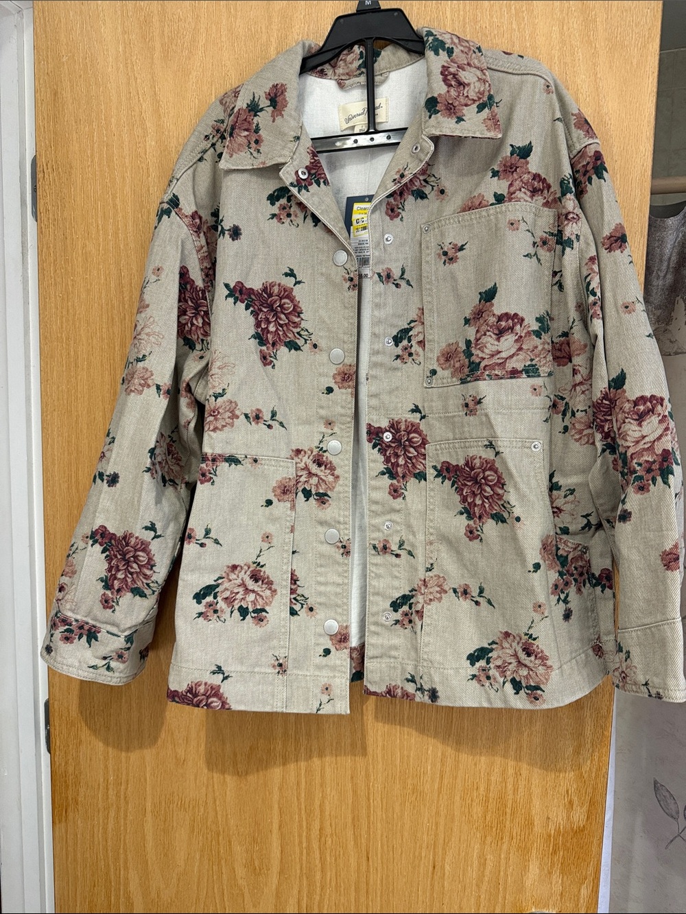 Universal Thread Beige Floral Utility Jacket